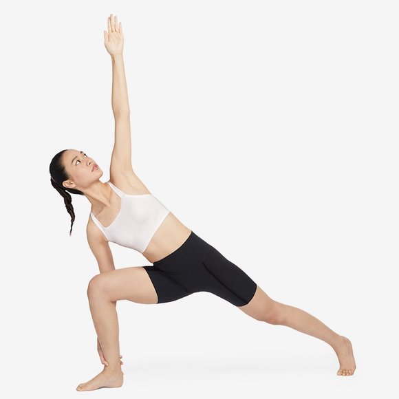 Nike LUX Yoga Infinalon 7” Shorts - Picture 2 of 7